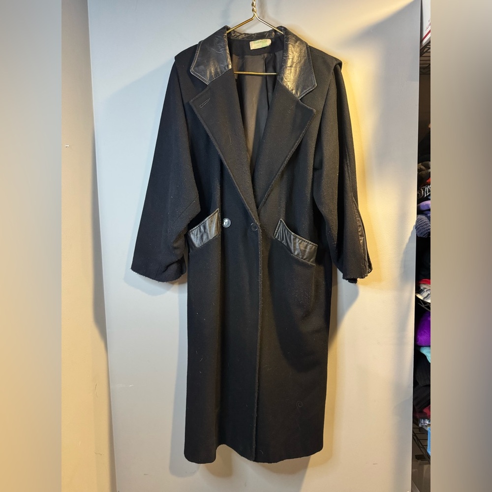 Elegant Black Women's trench Coat